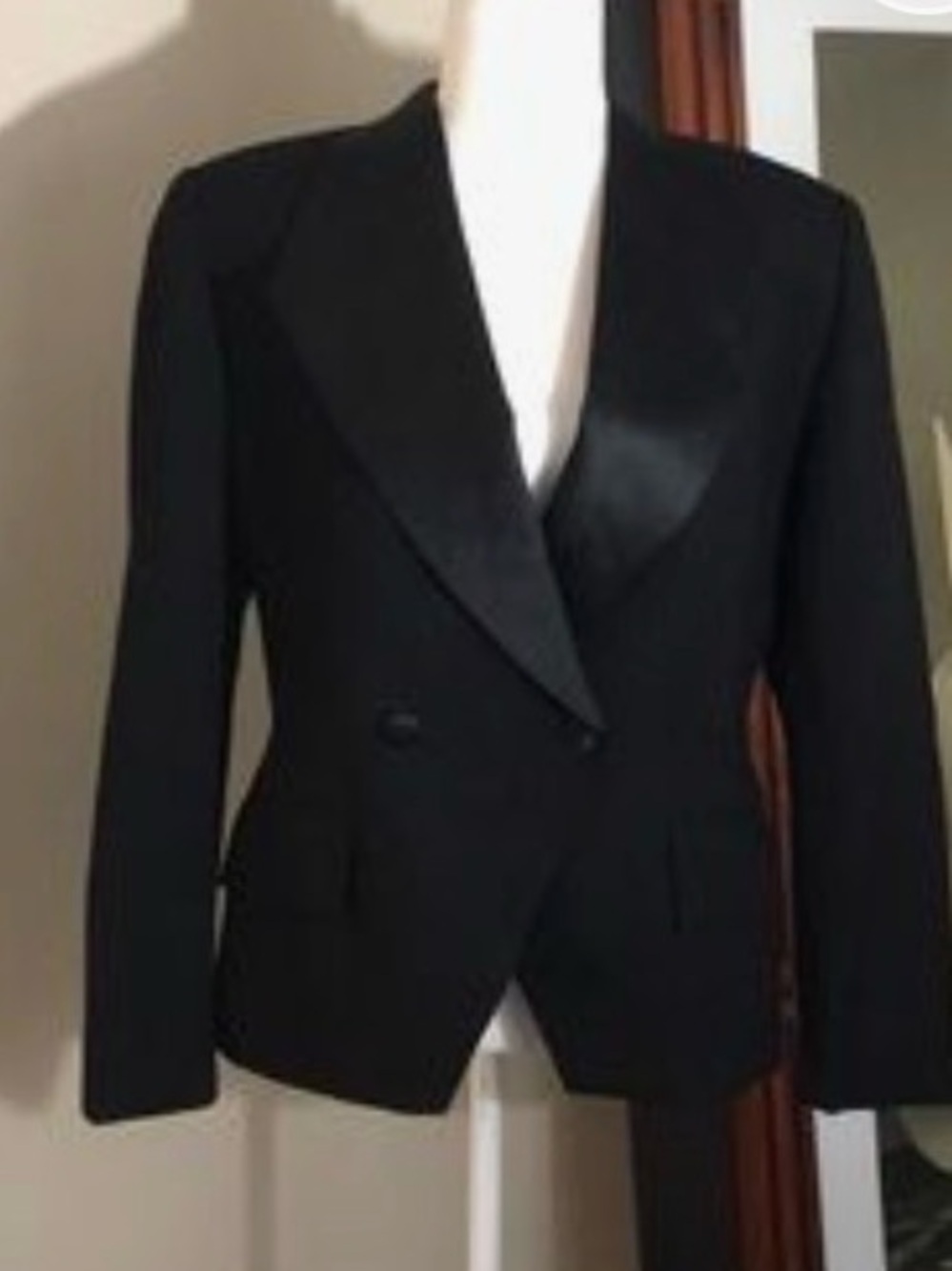 VINTAGE Christian Dior Black Satin-Lapel Tuxedo Women's Blazer. GUC Size 4